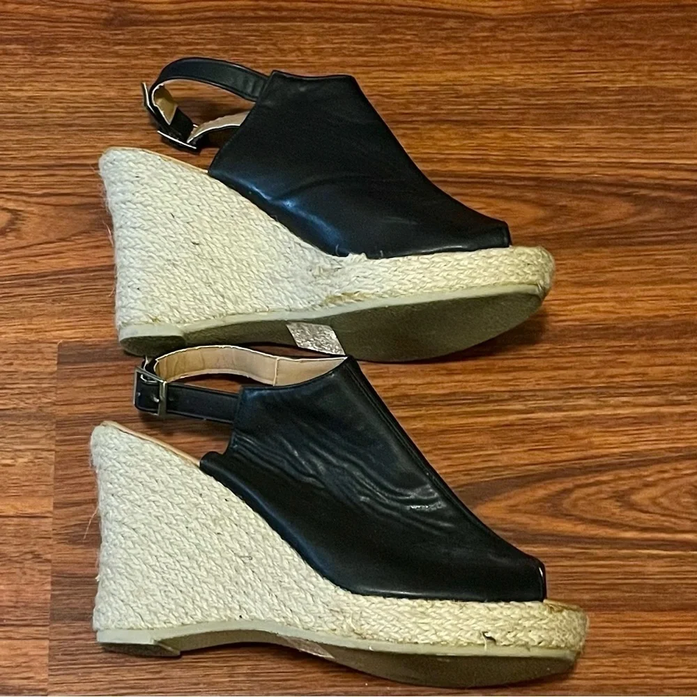 Rue21 ETC! Black Faux Leather Peep Toe Platform Wedge Sandals Size 6/7